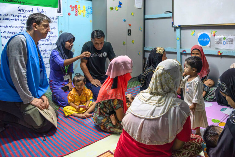 UNHCR, UNICEF representatives visit conflict-affected communities in Rakhine as displacement crisis deepens